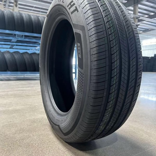 PNEU 215/60R17 ZELDA SURATE